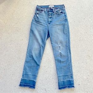 Abercrombie Ultra High Rise Ankle Straight Jean (Curve Love)-Ripped Blue